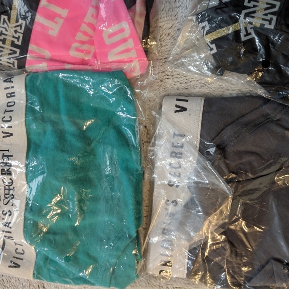 Victoria Secret panties - Picture 3 of 4